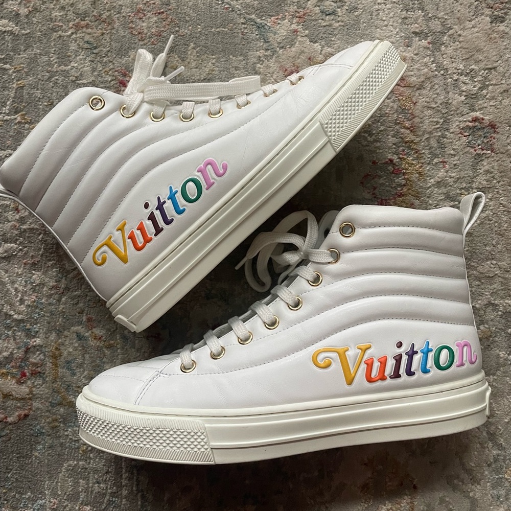 Louis Vuitton high top sneakers 35.5